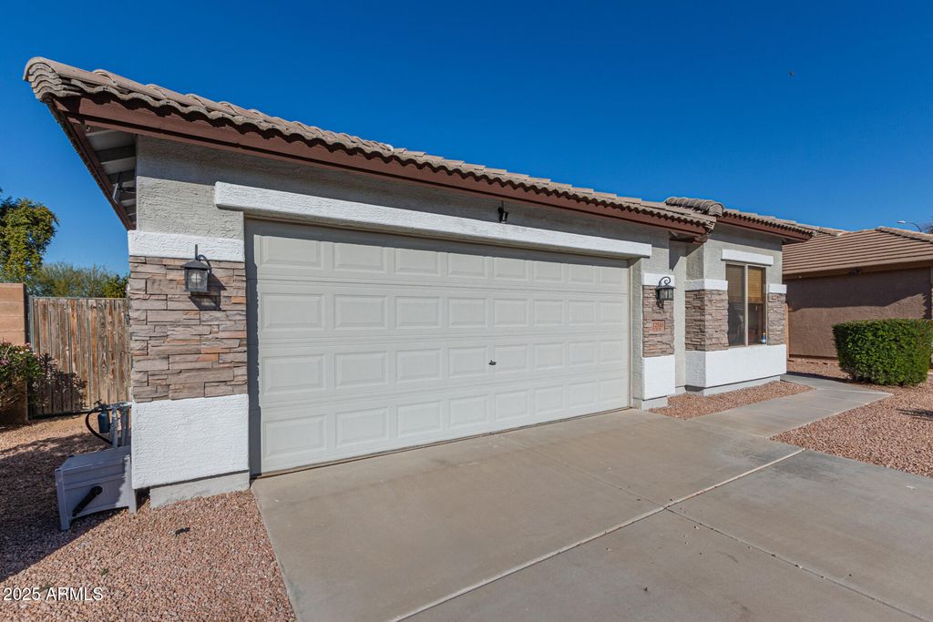 Photo of 12510 W Jackson Street, Avondale, AZ 85323 (MLS # 6957890)