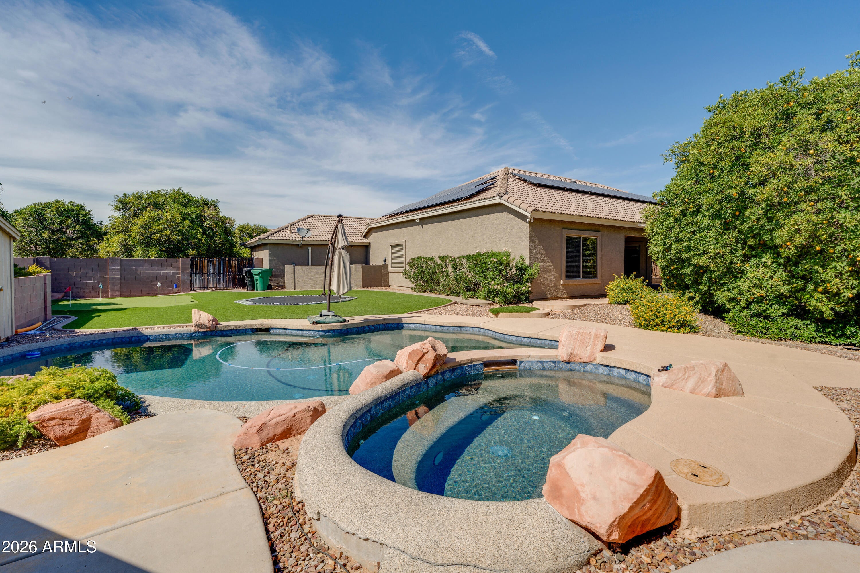 4335 E FOX Circle