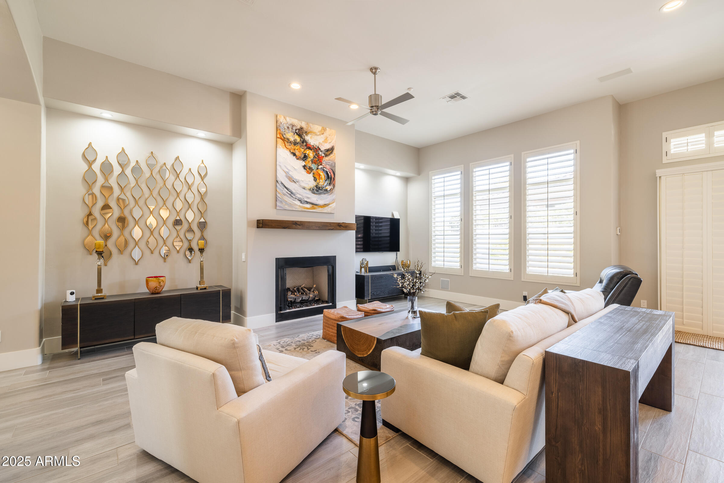 7739 E EVENING GLOW Drive