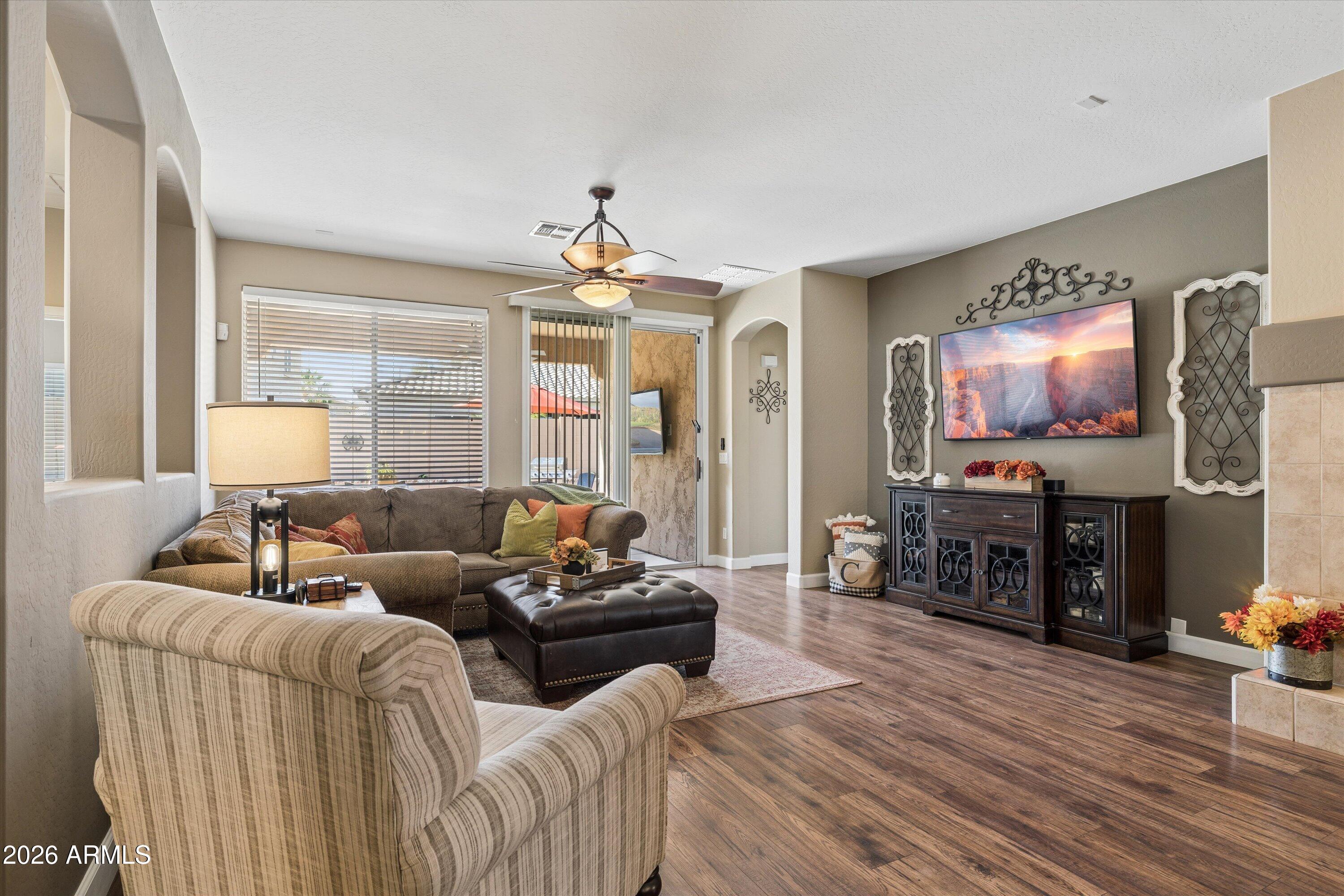 1652 S 173RD Drive