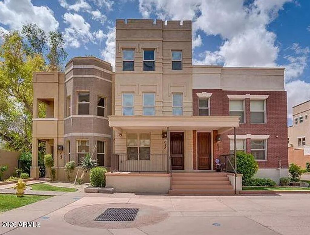 Photo of 637 S Roosevelt Street, Tempe, AZ 85281 (MLS # 6992494)