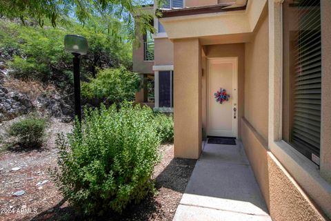 Condominium in Phoenix AZ 7887 16th Street 6.jpg