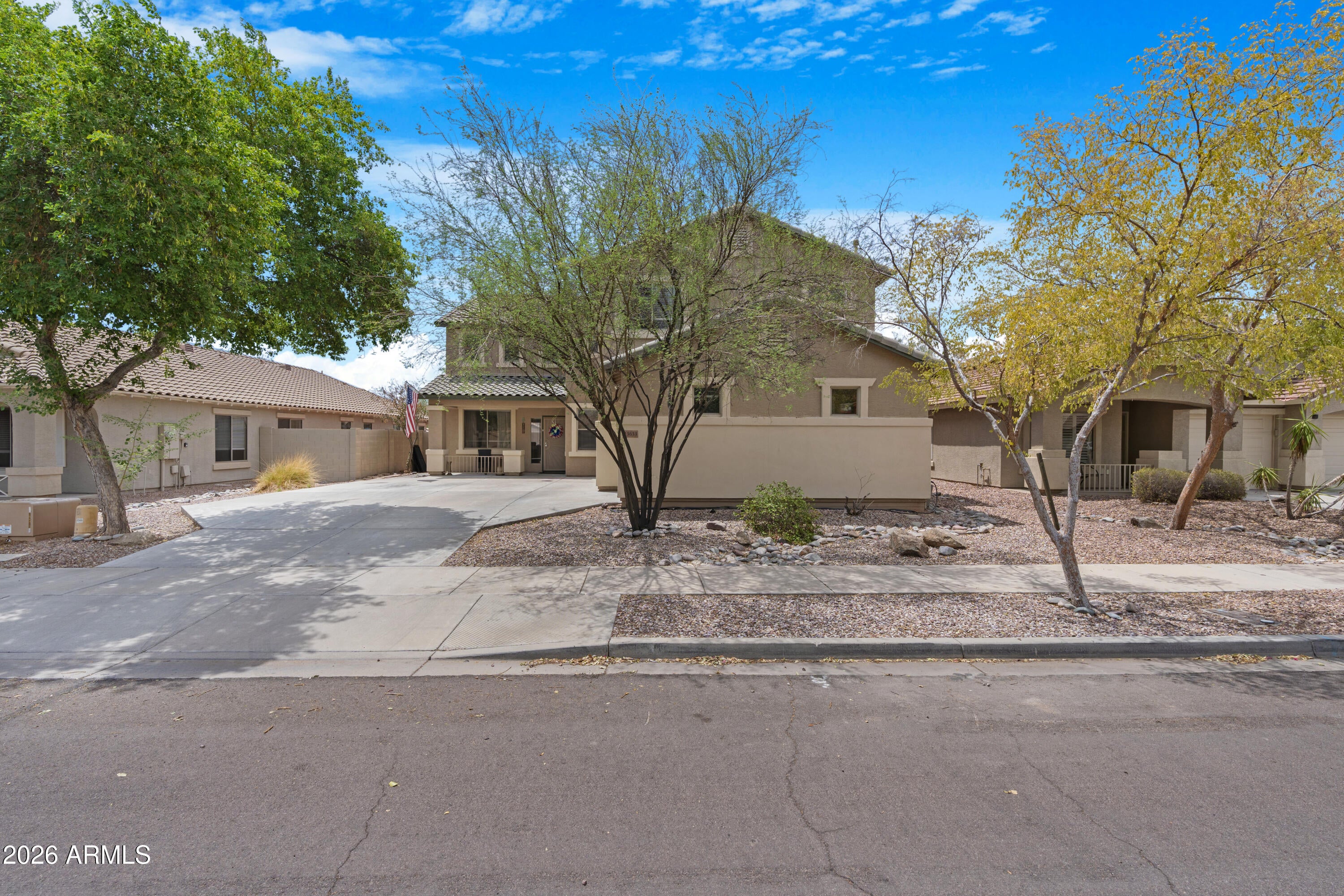 13633 W LISBON Lane