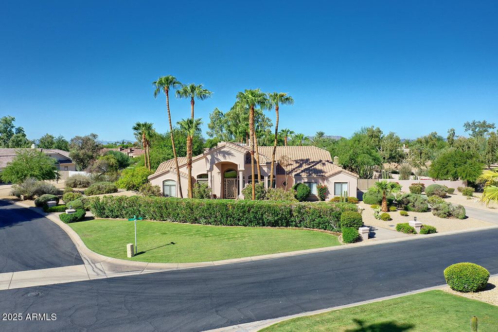 Photo of 11155 E Gold Dust Avenue, Scottsdale, AZ 85259 (MLS # 6997945)