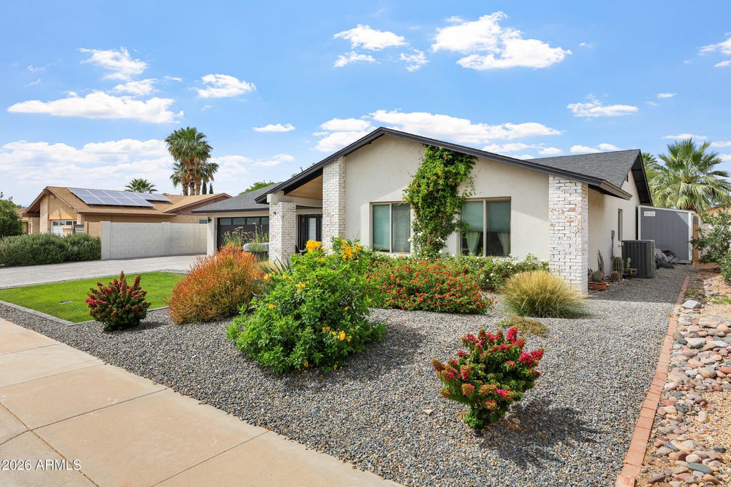Photo of 9062 E Sheena Drive, Scottsdale, AZ 85260 (MLS # 7019203)