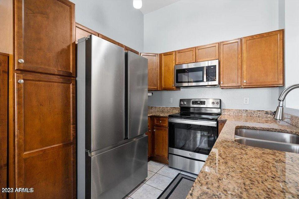 1830 E Westchester Drive