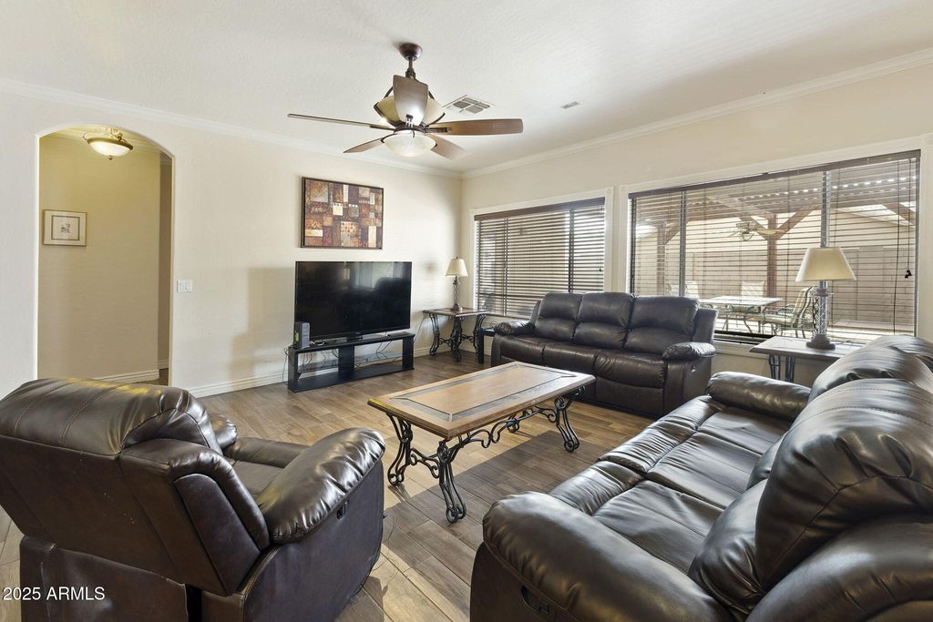 Photo of 4535 E Laurel Avenue, Gilbert, AZ 85234 (MLS # 6933825)
