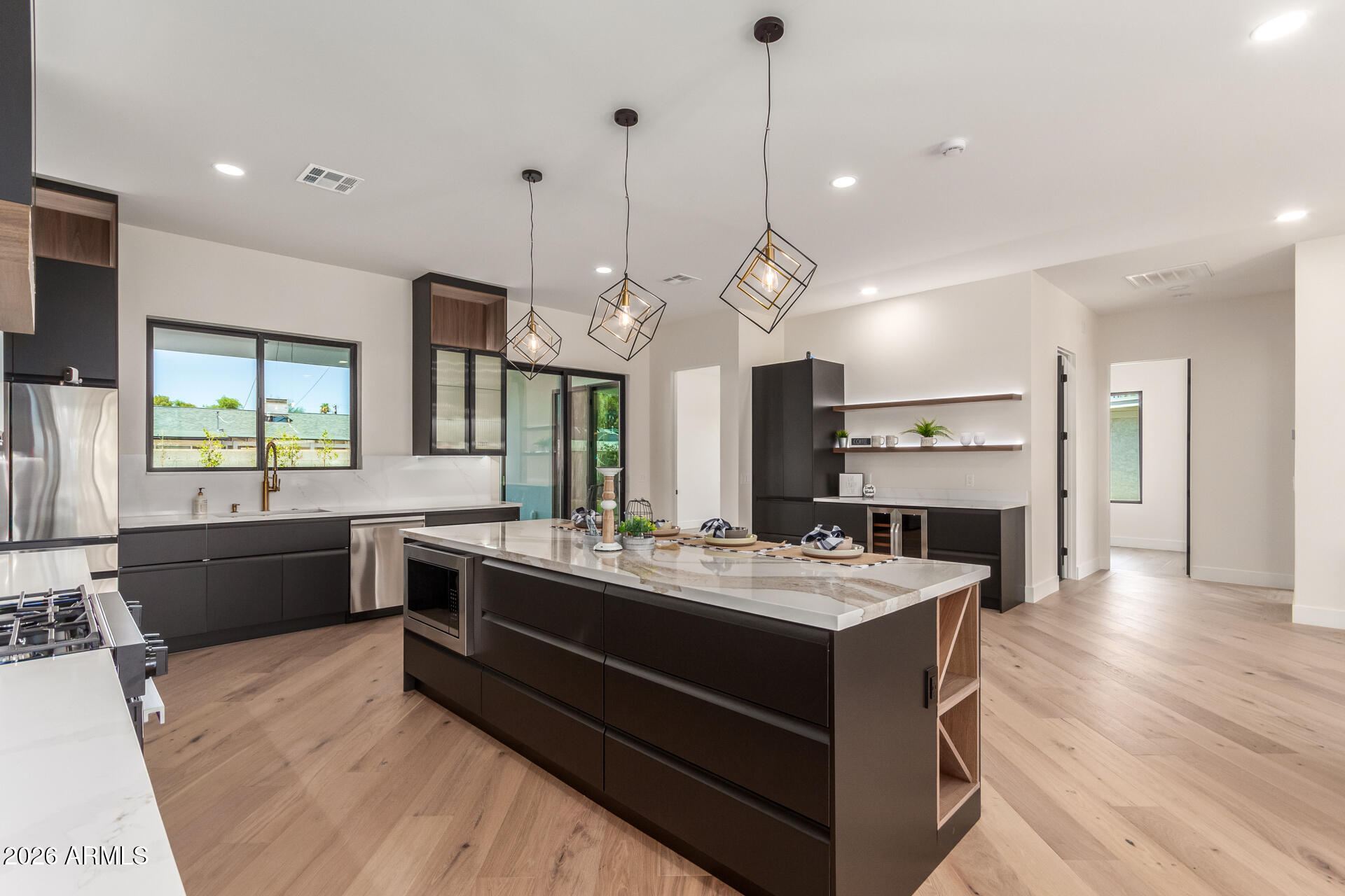 EASTERN GARDENS - Residential