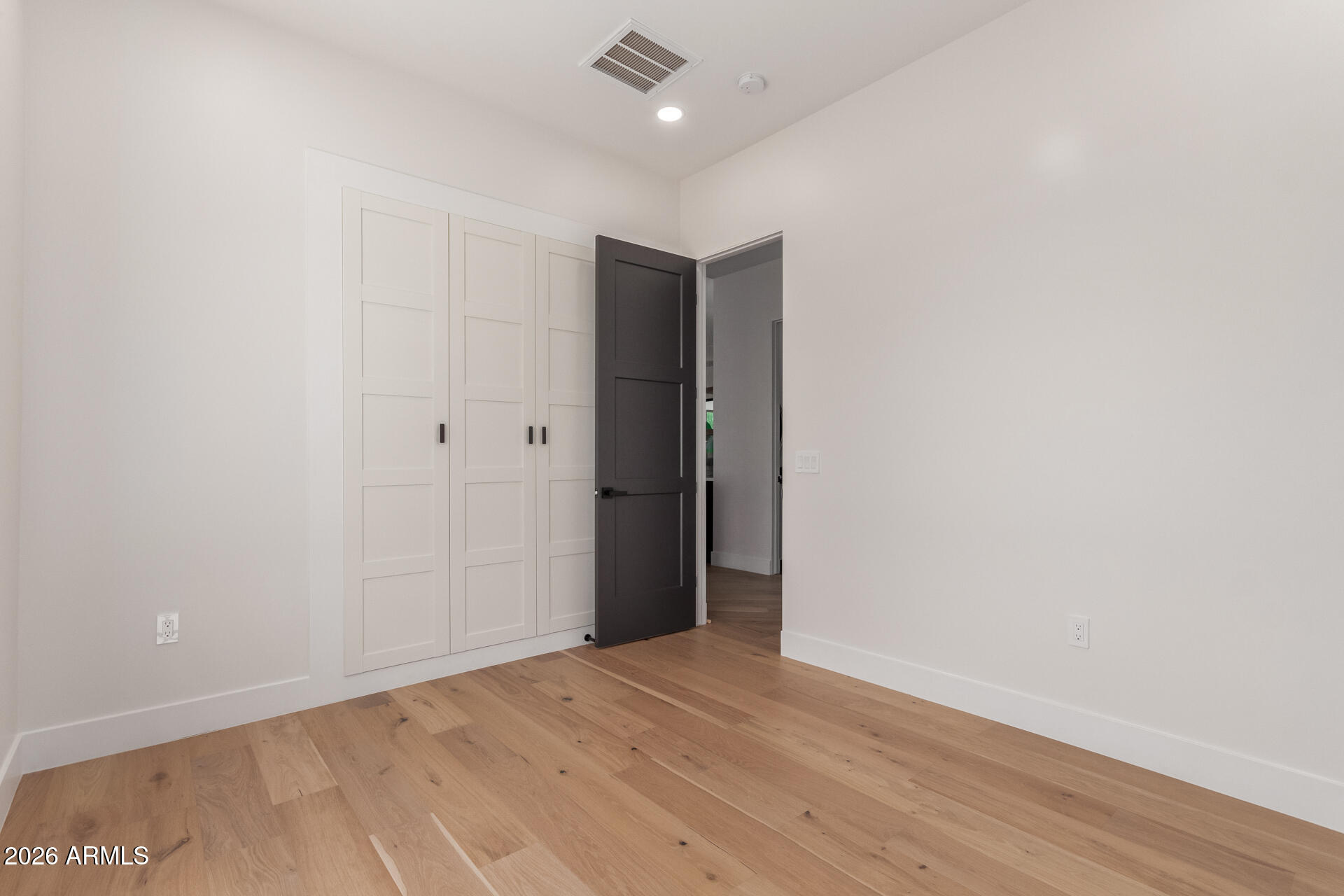 EASTERN GARDENS - Residential