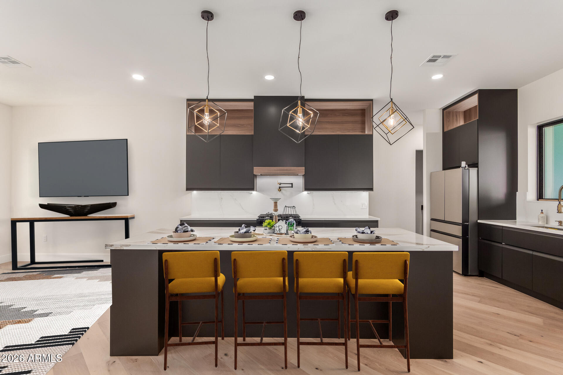 EASTERN GARDENS - Residential