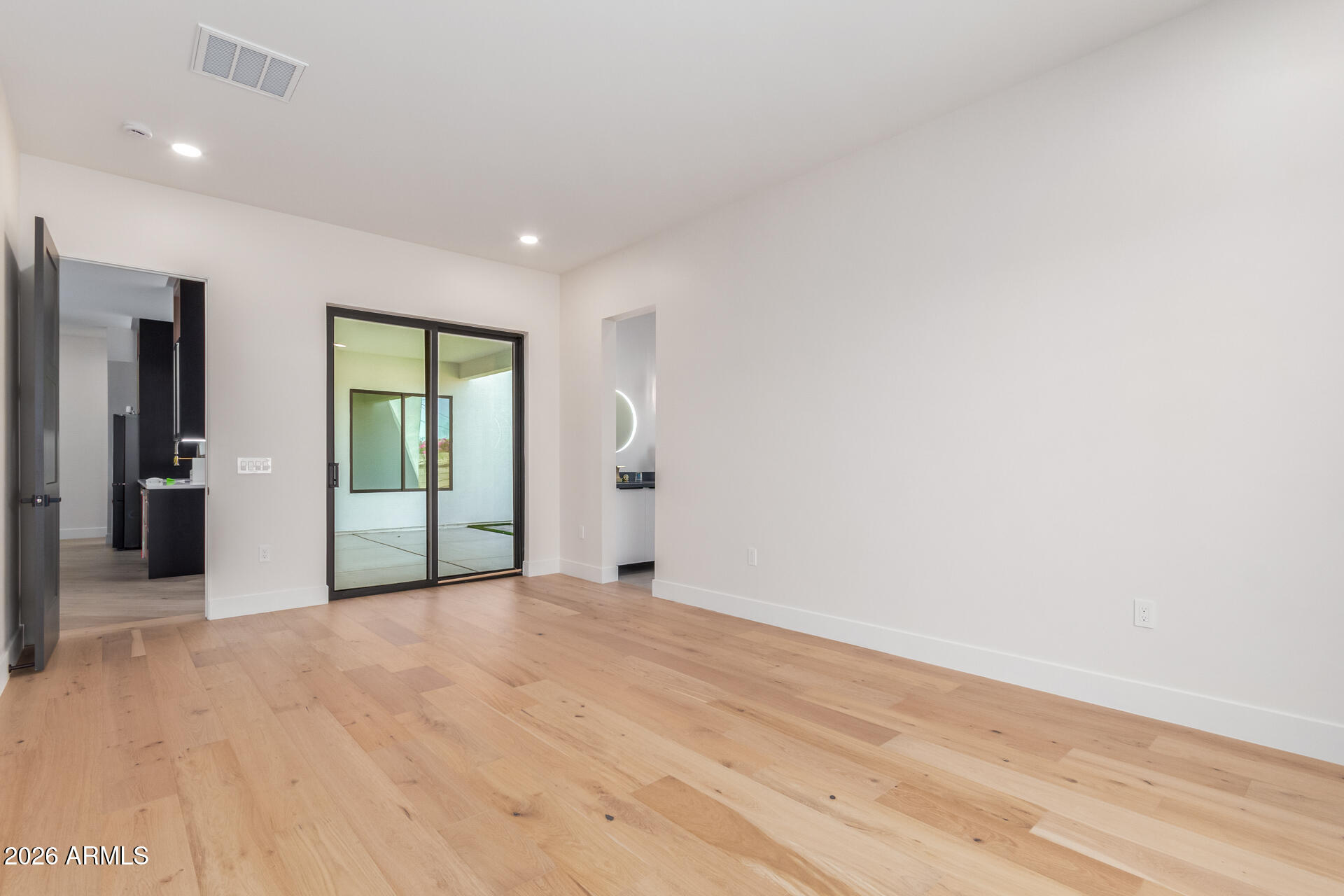 EASTERN GARDENS - Residential