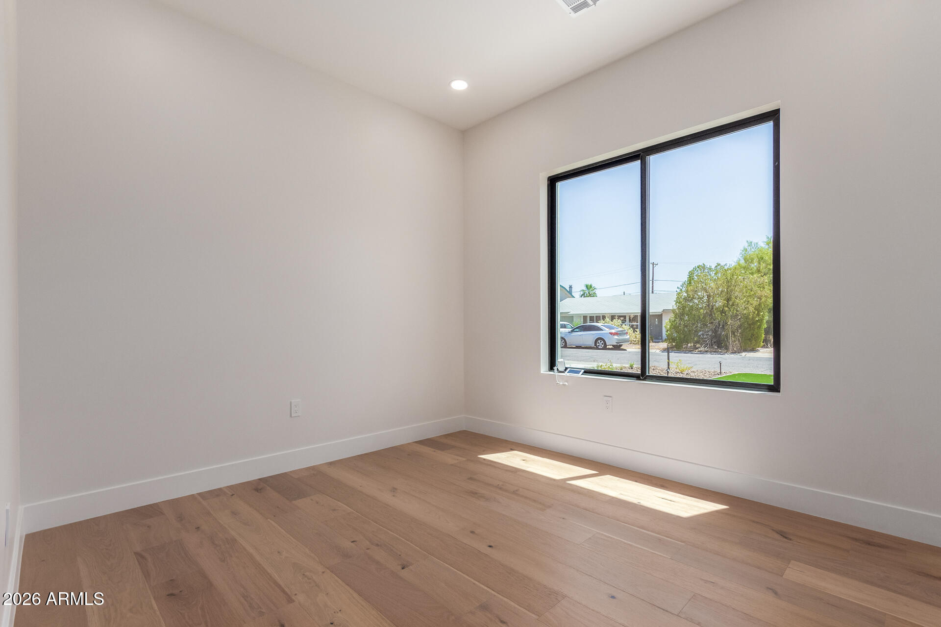 EASTERN GARDENS - Residential