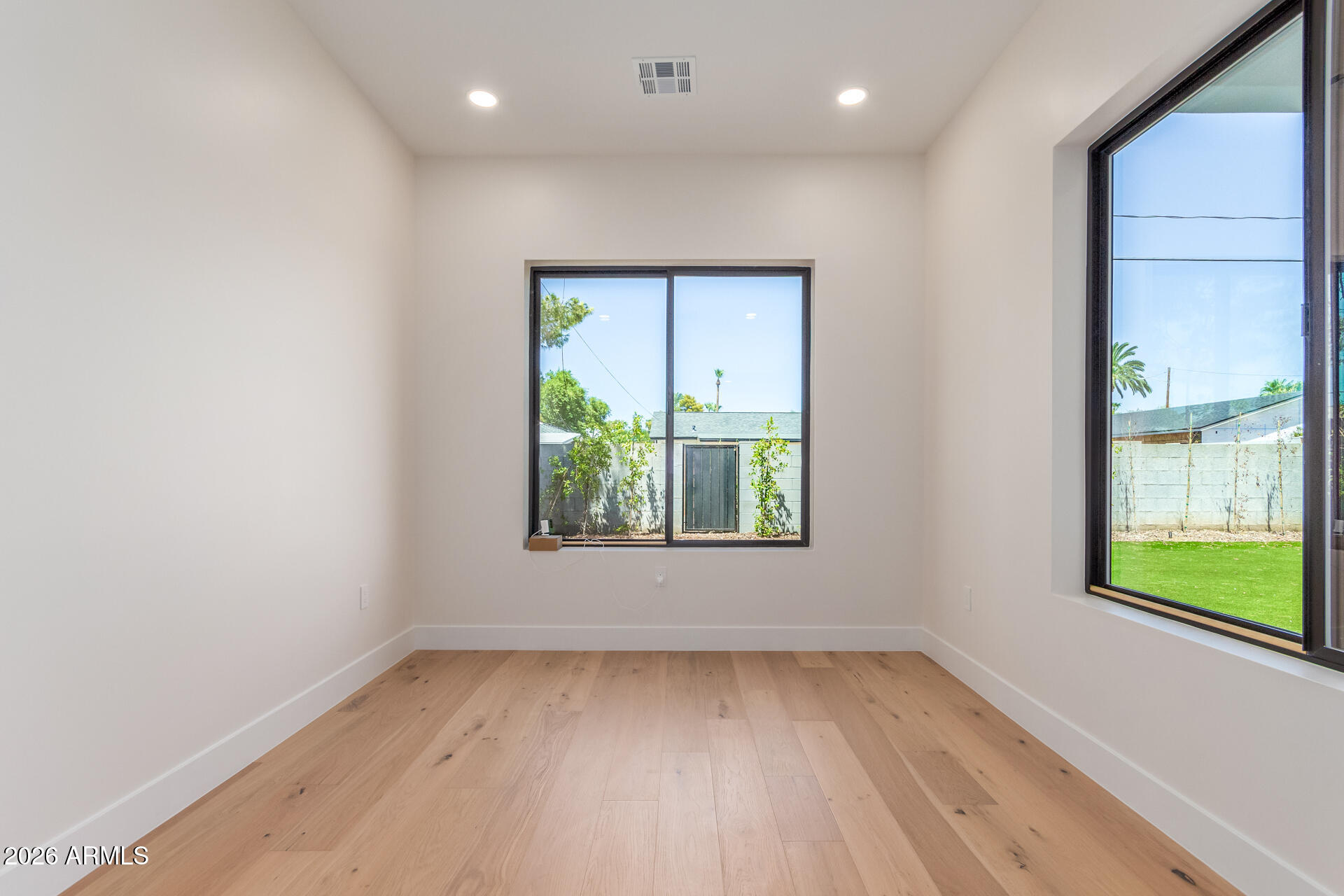 EASTERN GARDENS - Residential