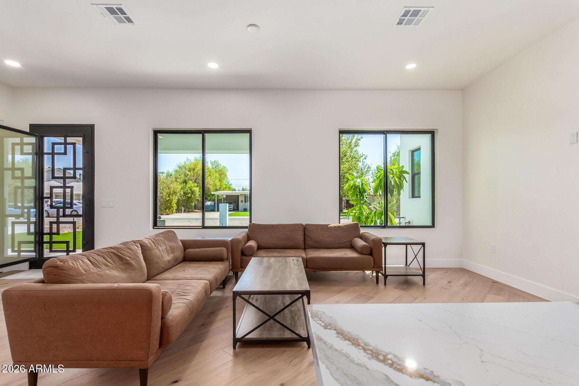 EASTERN GARDENS - Residential