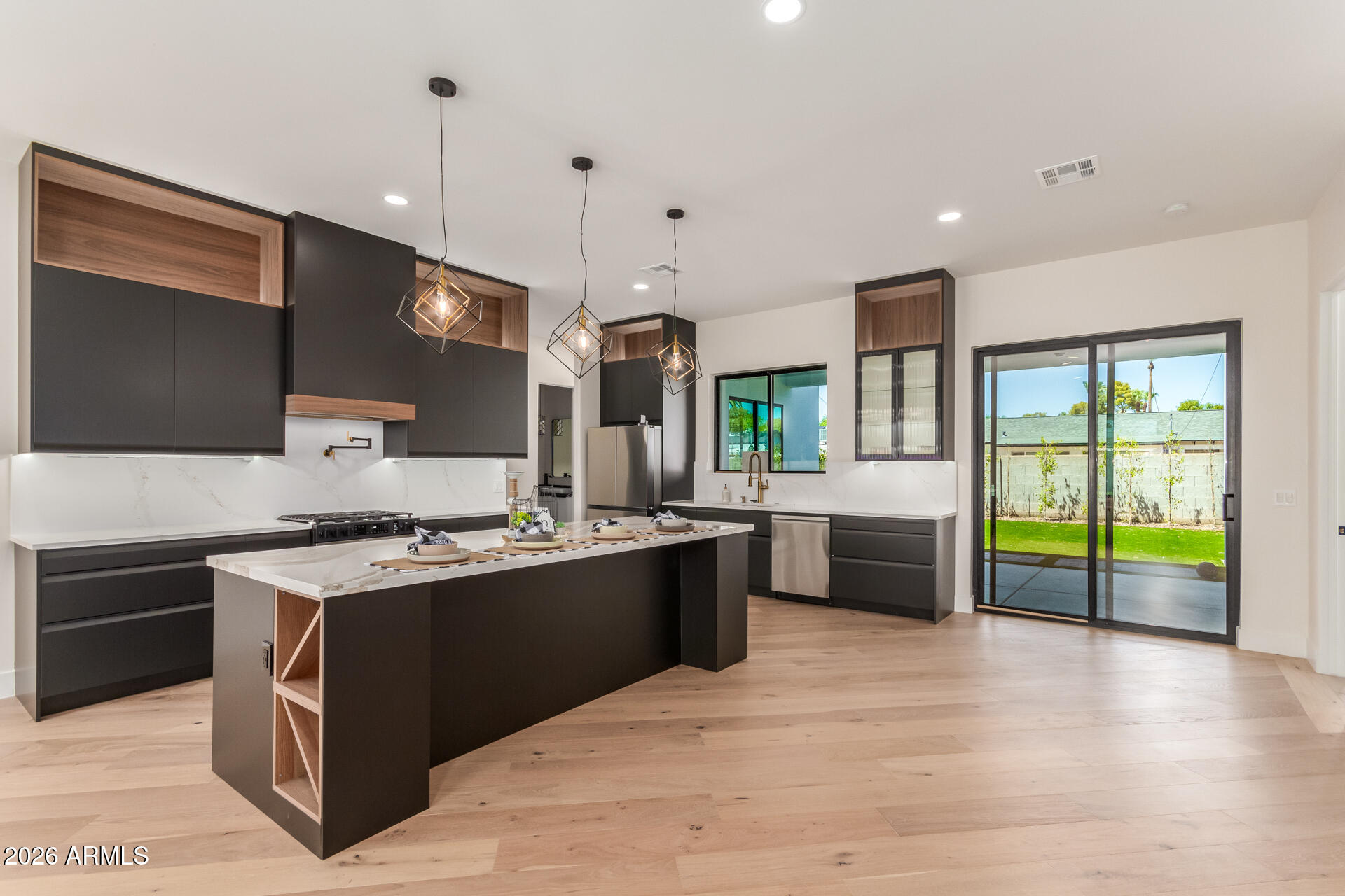 EASTERN GARDENS - Residential