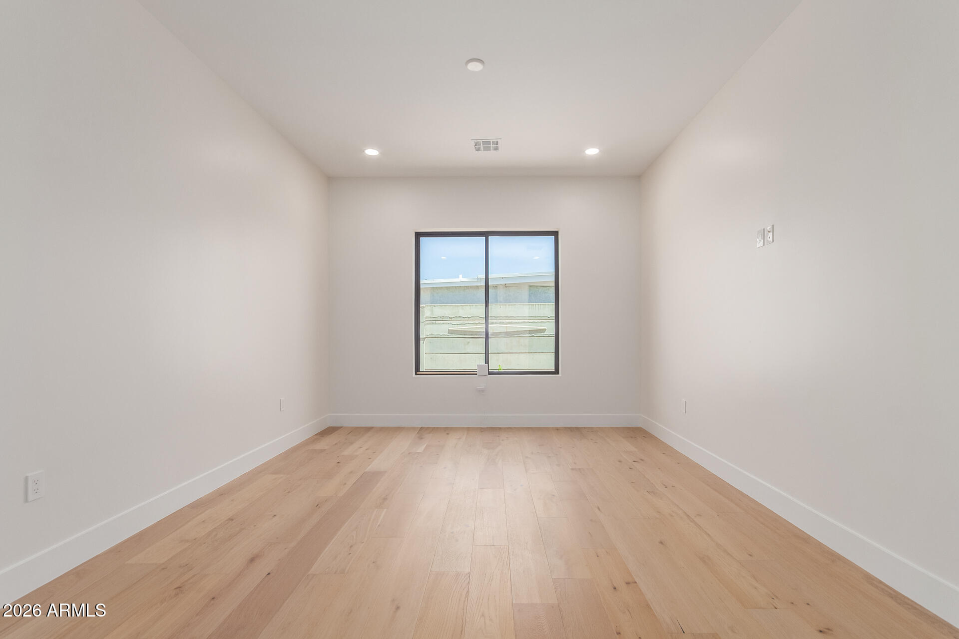 EASTERN GARDENS - Residential