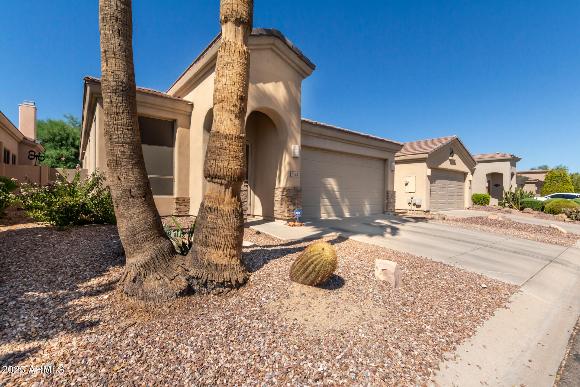 3122 E WINDMERE Drive