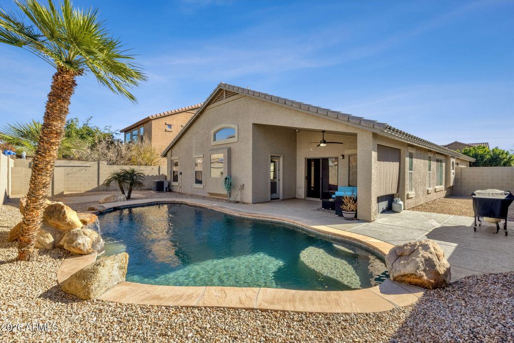 Photo of 5672 W Manzanita Drive, Glendale, AZ 85302 (MLS # 6976360)