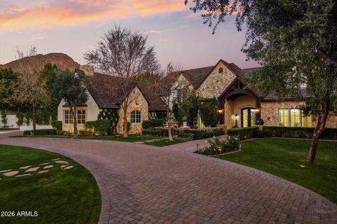 Photo of 4715 N Launfal Avenue, Phoenix, AZ 85018 (MLS # 6970872)