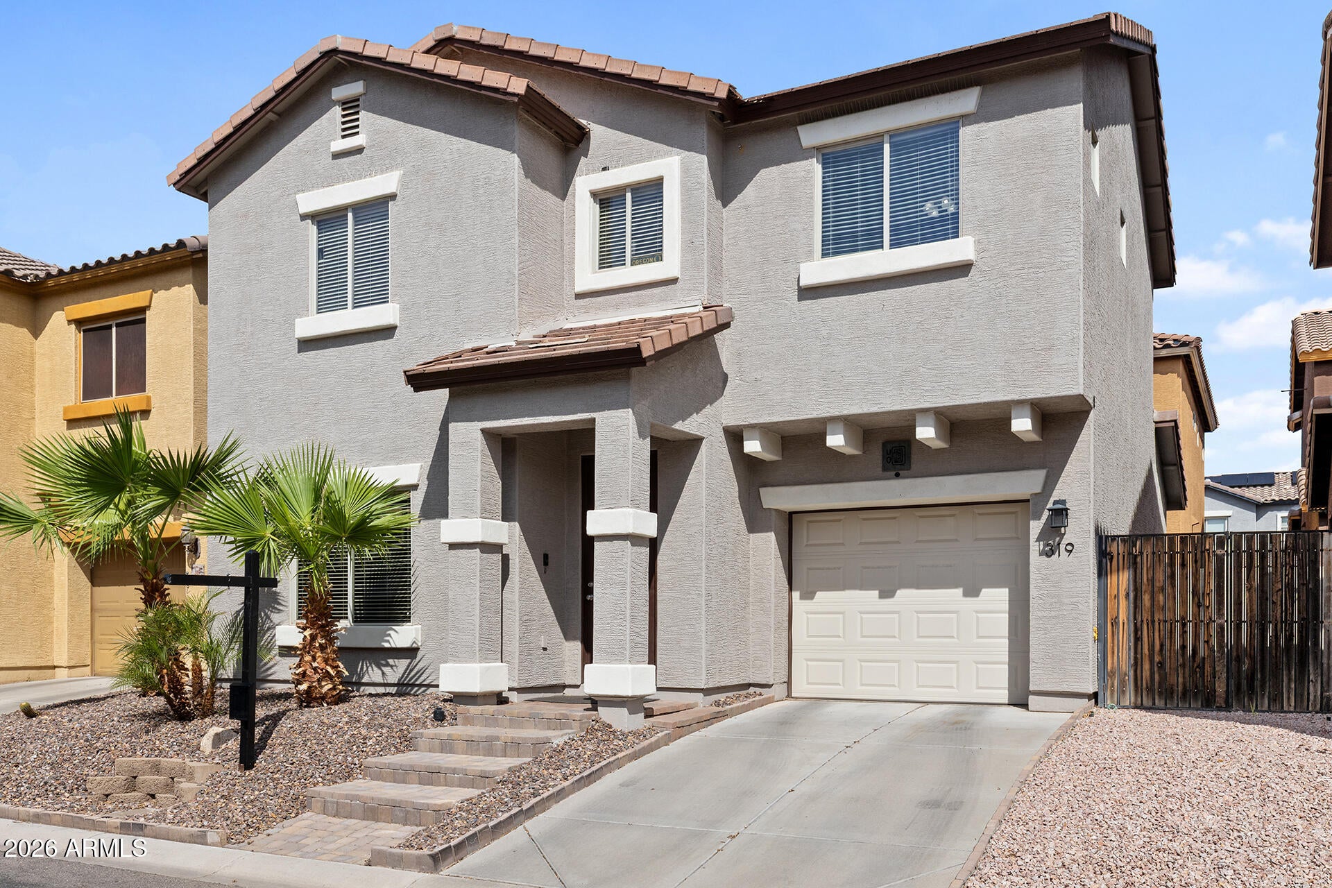 319 S TRAVIS --