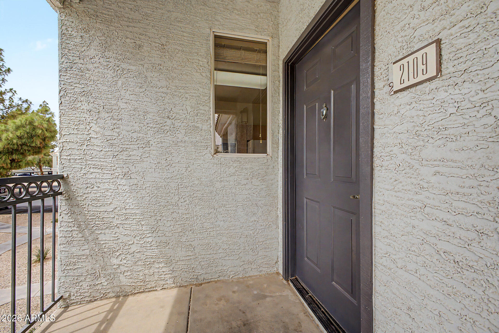 1100 N PRIEST Drive 2109