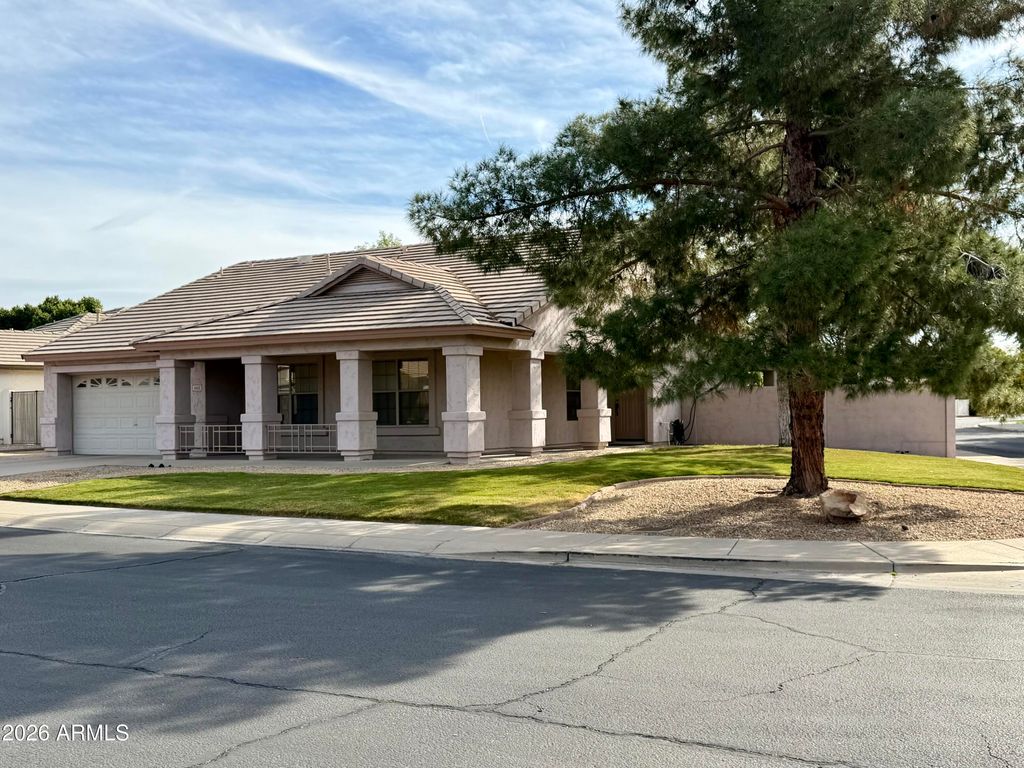 Photo of 6401 W Behrend Drive, Glendale, AZ 85308 (MLS # 6966281)