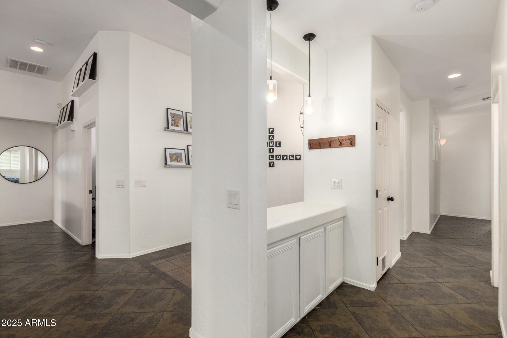 3354 E THORNTON Avenue