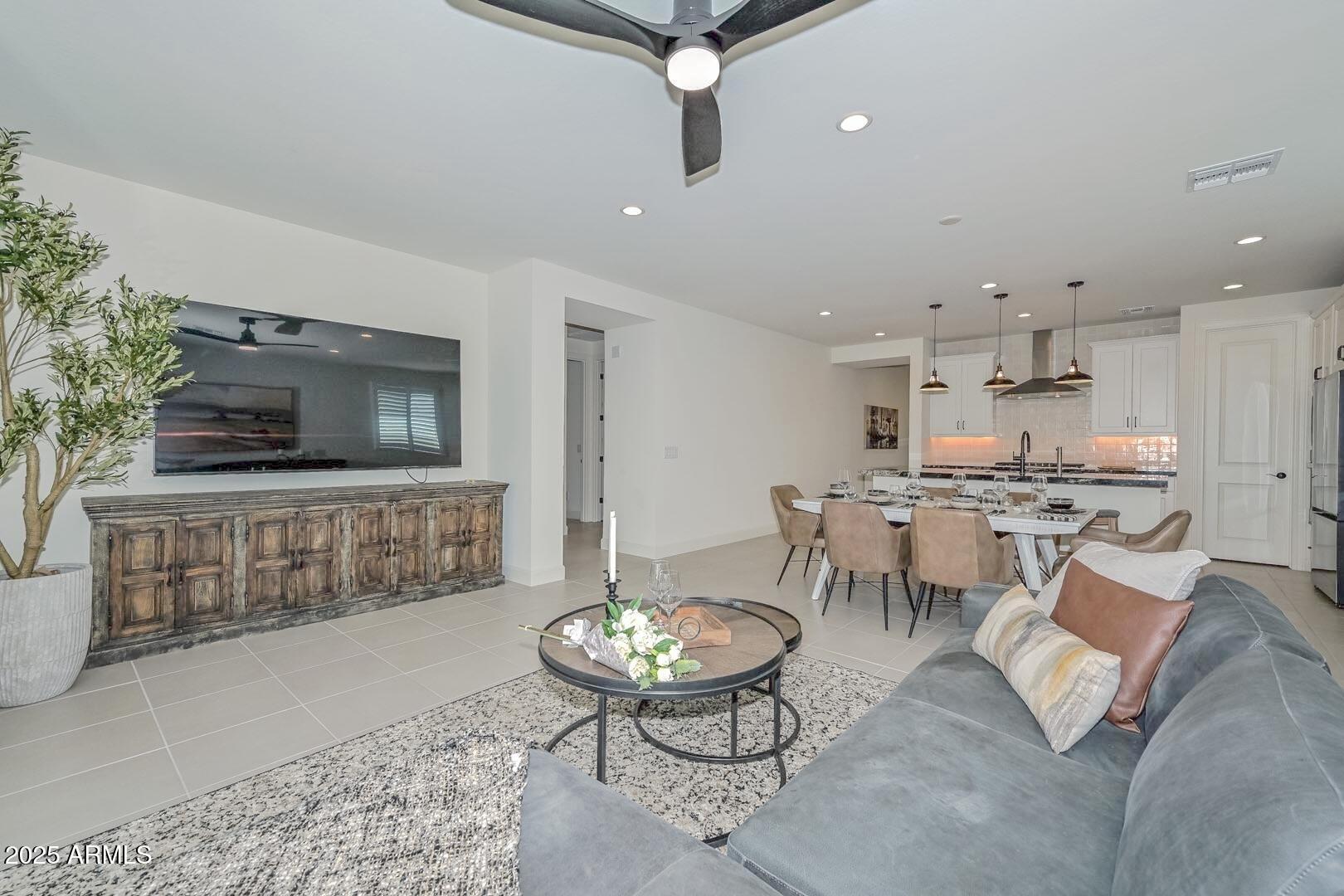 17141 W MIDDLEBURY Street