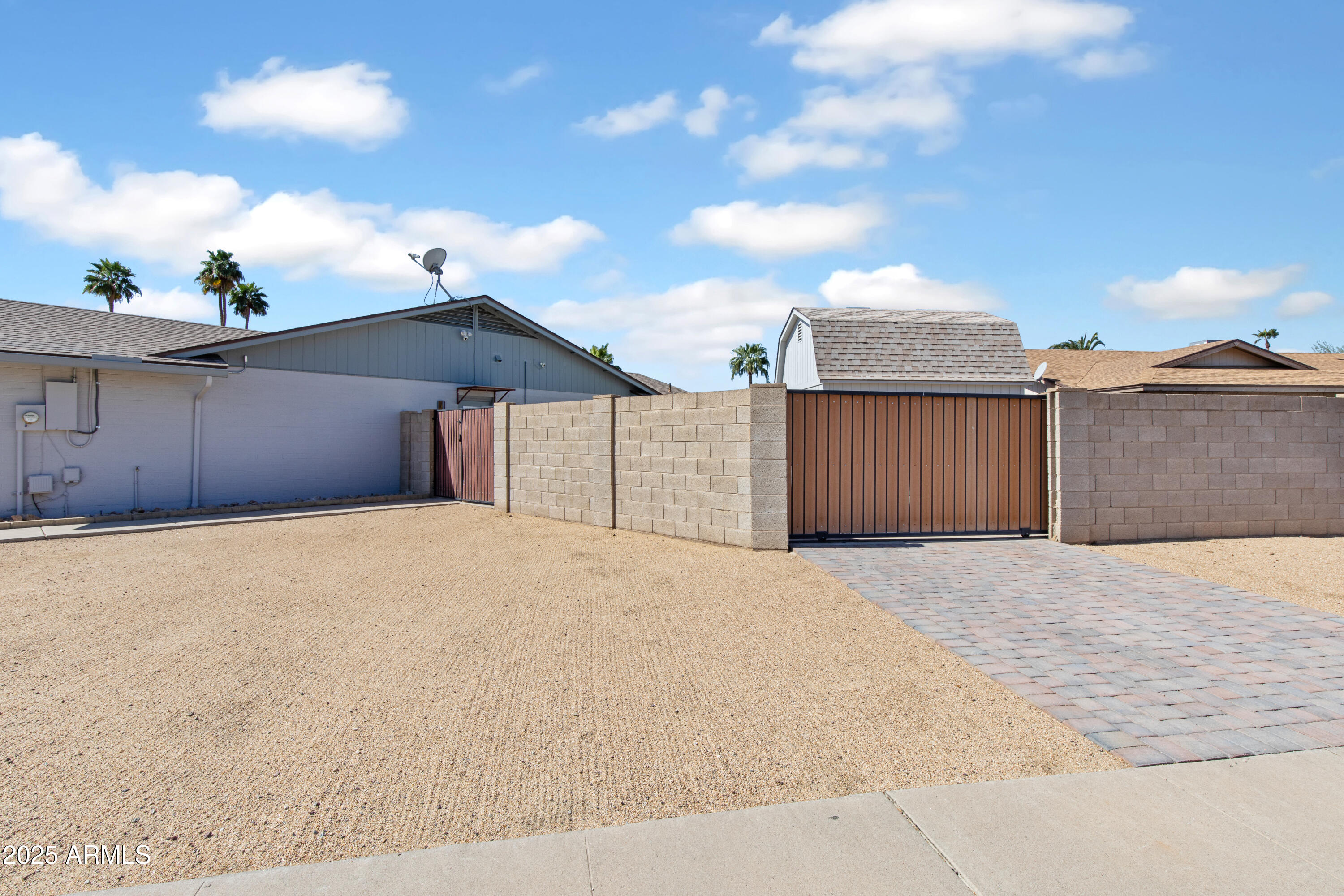 16824 N 38TH Drive