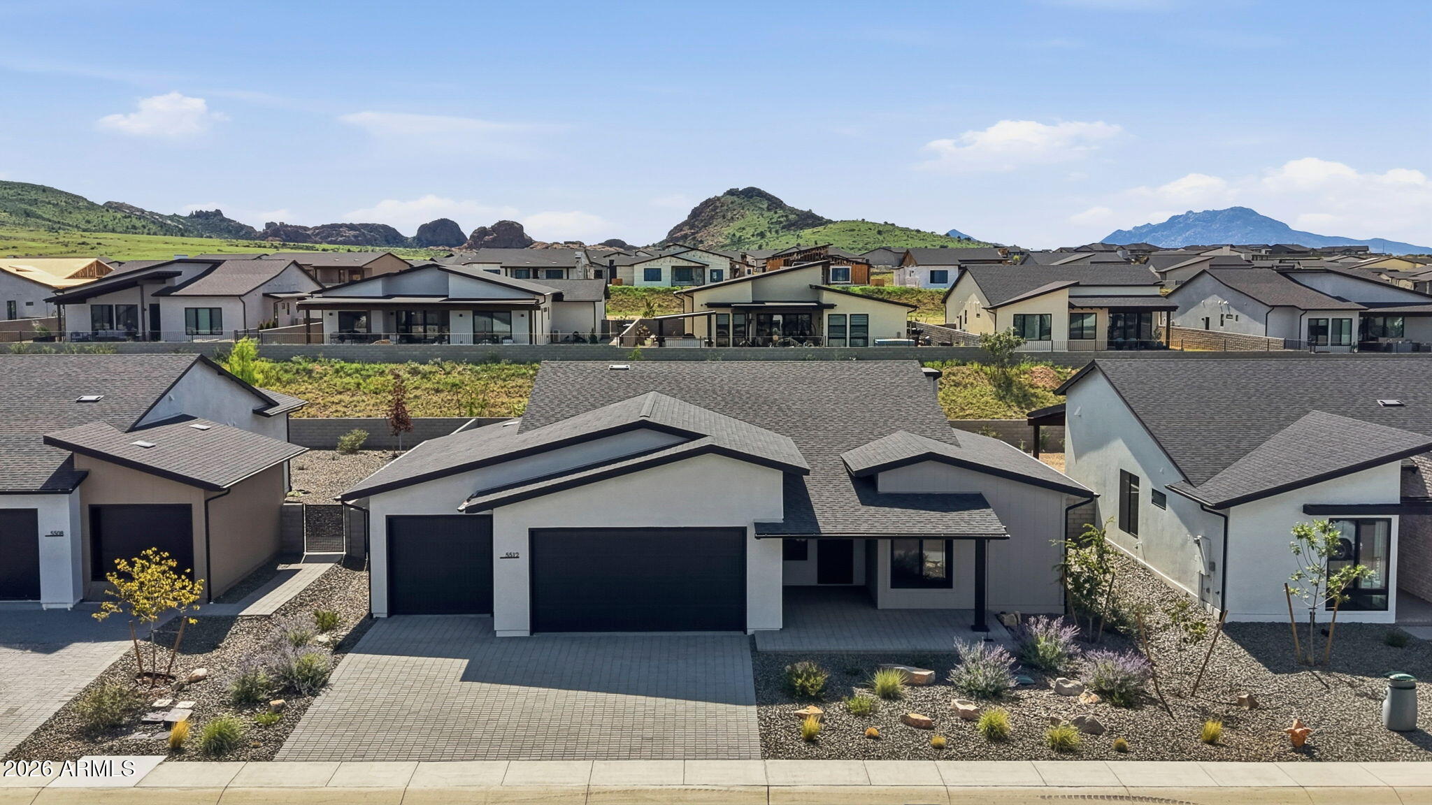 5512 E EDGAR Way