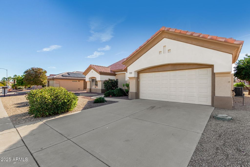 Photo of 14532 W Horizon Drive, Sun City West, AZ 85375 (MLS # 6954780)