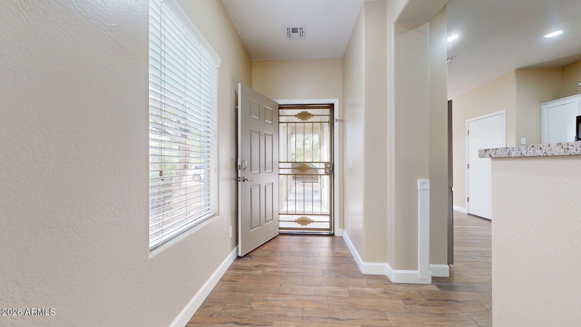 19392 W Washington Street