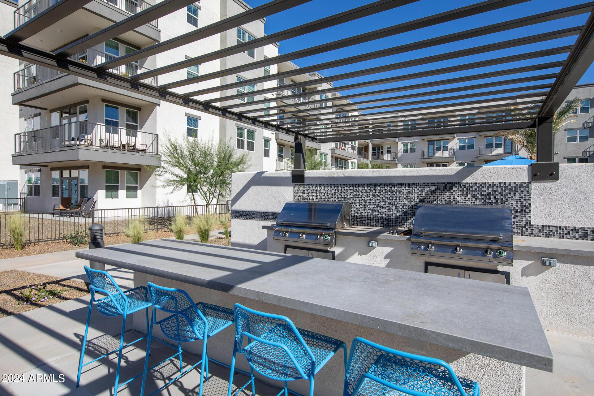 270 W Ocotillo Road A1