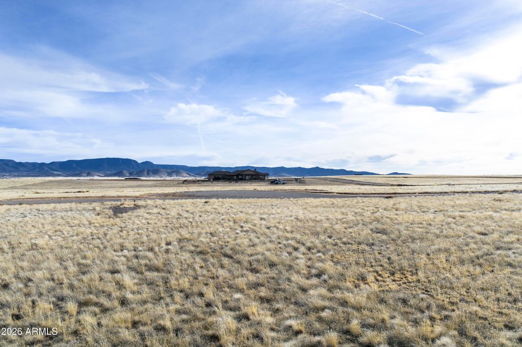 Photo of 39 E Monsoon Trail #-, Prescott Valley, AZ 86315 (MLS # 7053940)