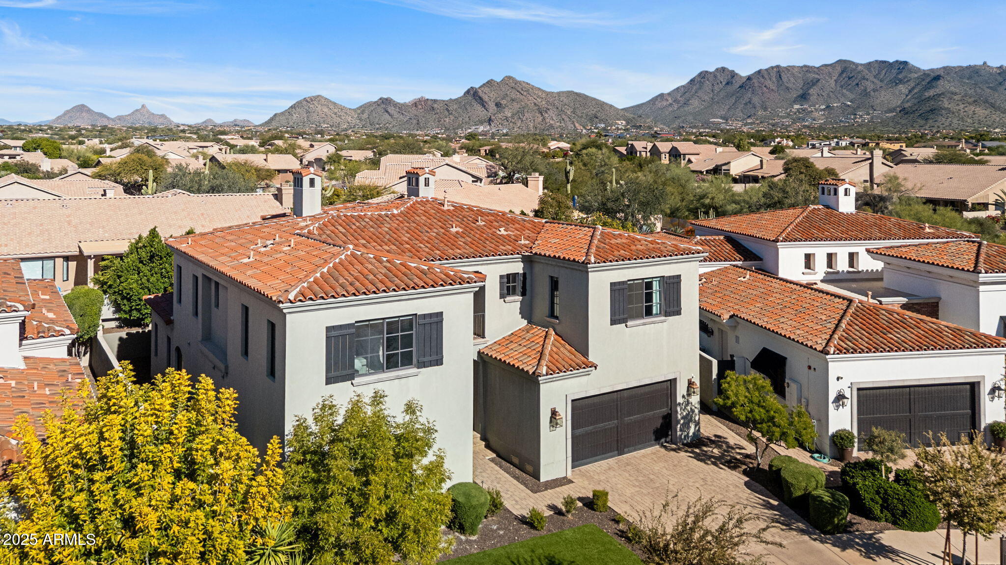 9466 E ROCKWOOD Drive