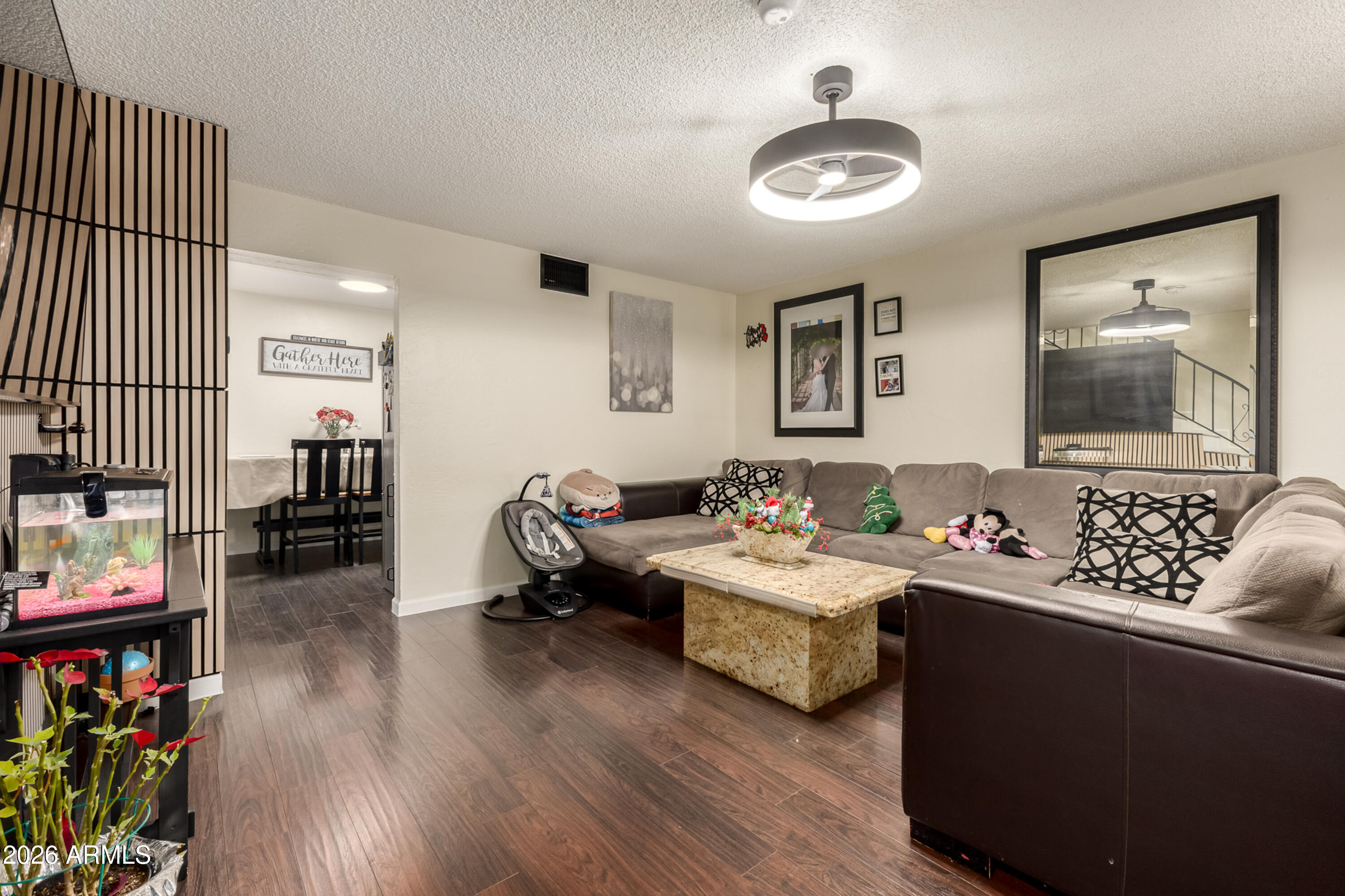 4615 N 39TH Avenue 23