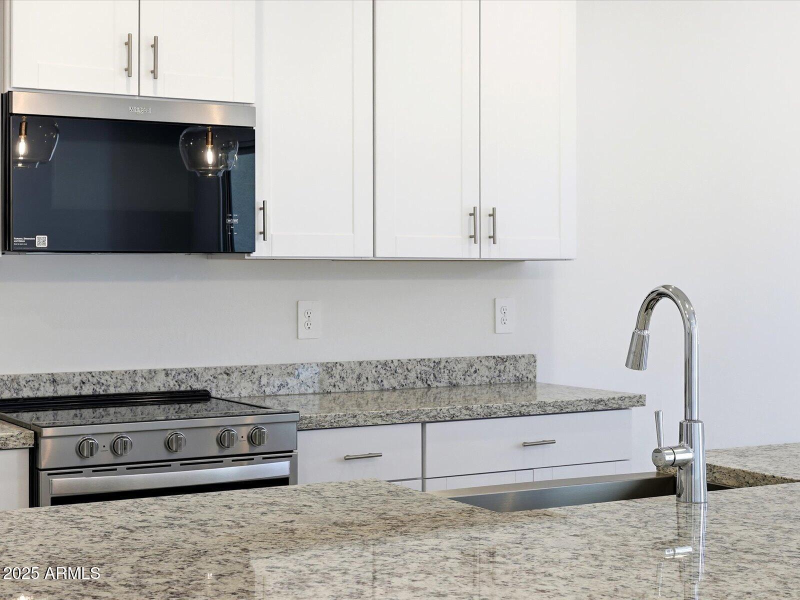 24419 W GROVE Street