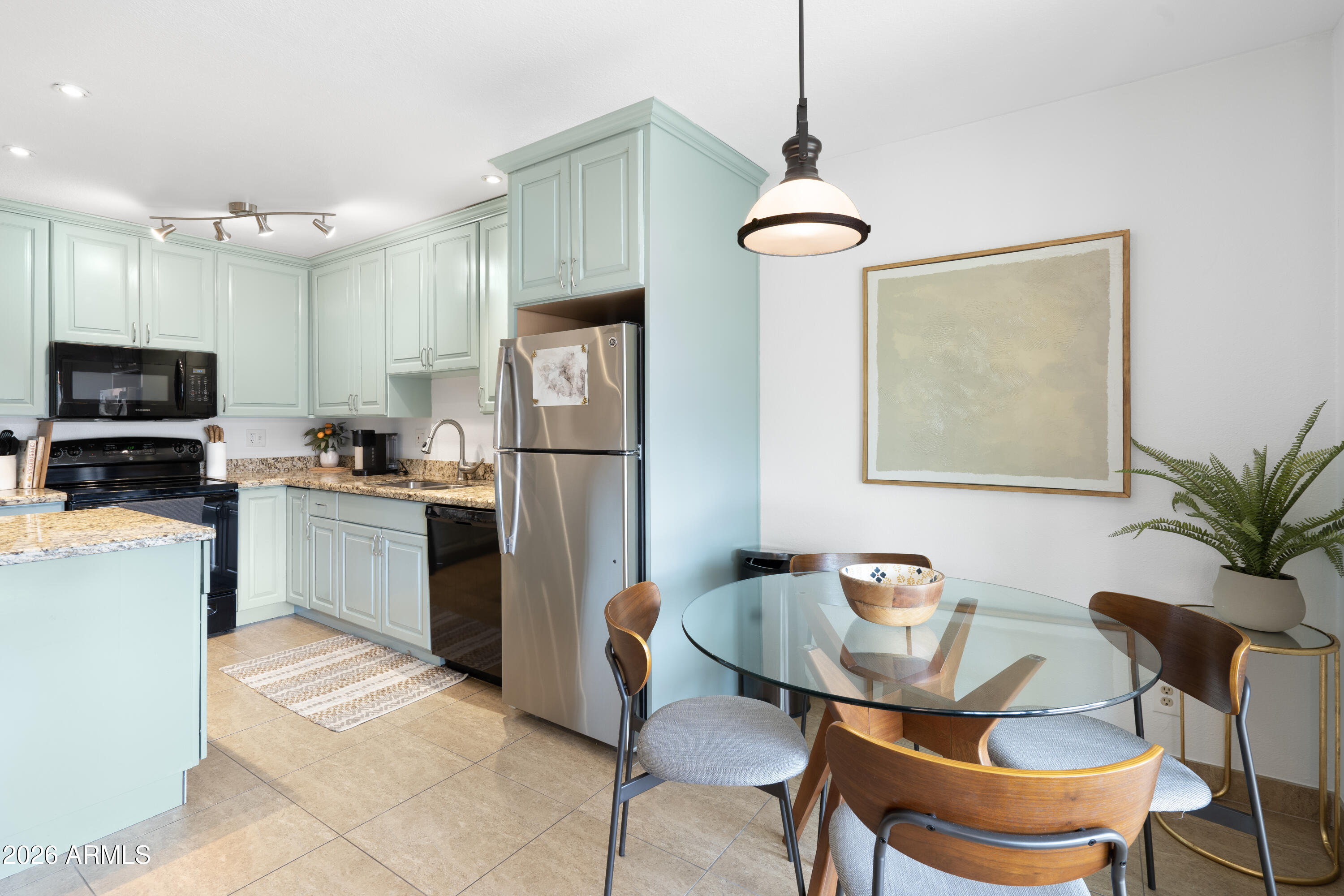 5525 E THOMAS Road G10