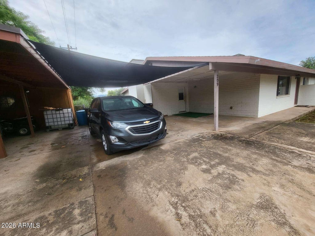 Photo of 209 W Greenwich Road, Kearny, AZ 85137 (MLS # 7094997)