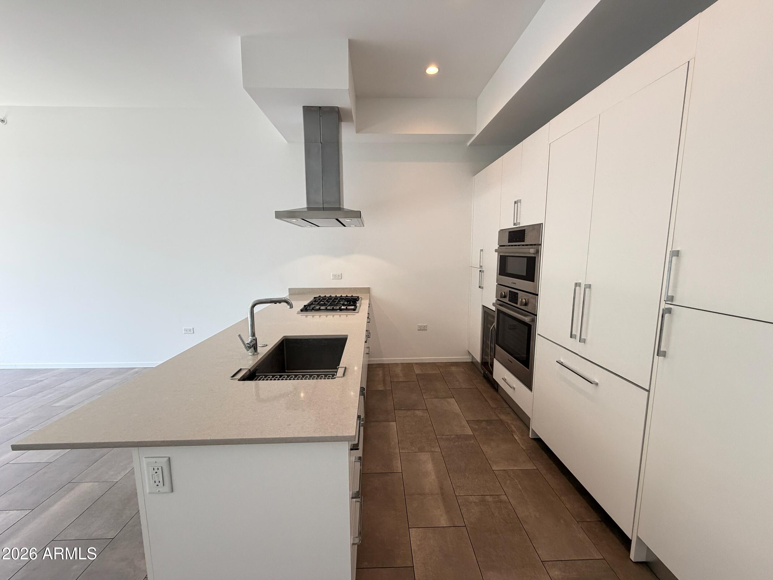7180 E KIERLAND Boulevard 1006