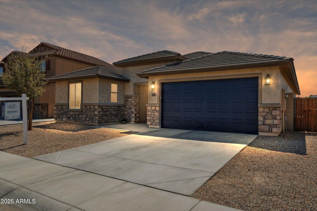 Photo of 1135 E Barrus Drive, Casa Grande, AZ 85122 (MLS # 6948642)