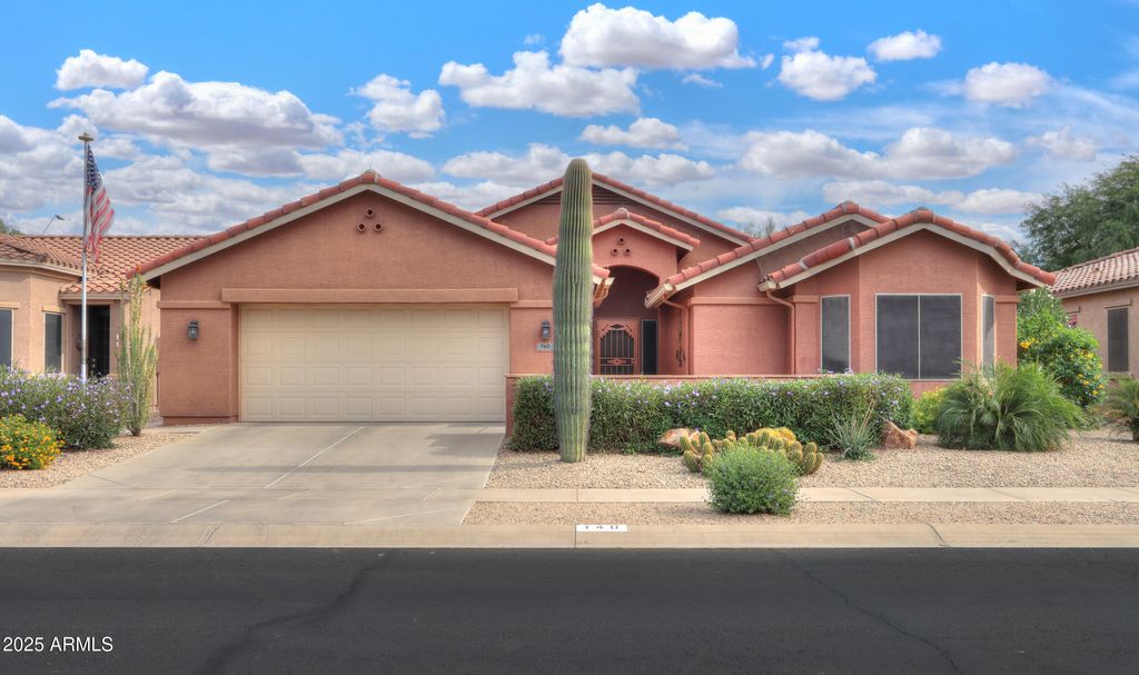 Photo of 140 S Agua Fria Lane, Casa Grande, AZ 85194 (MLS # 6947398)