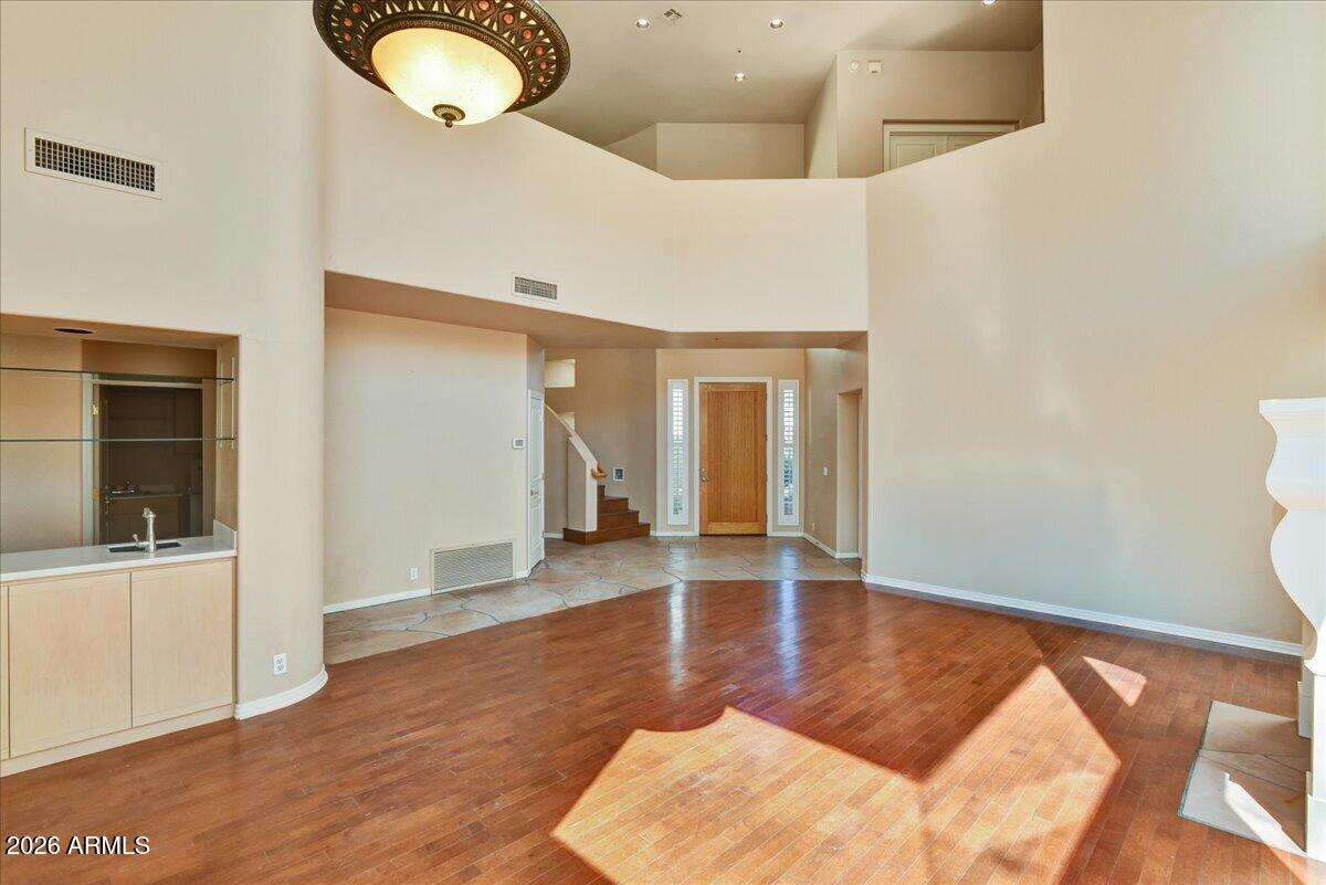 7573 E MCLELLAN Lane