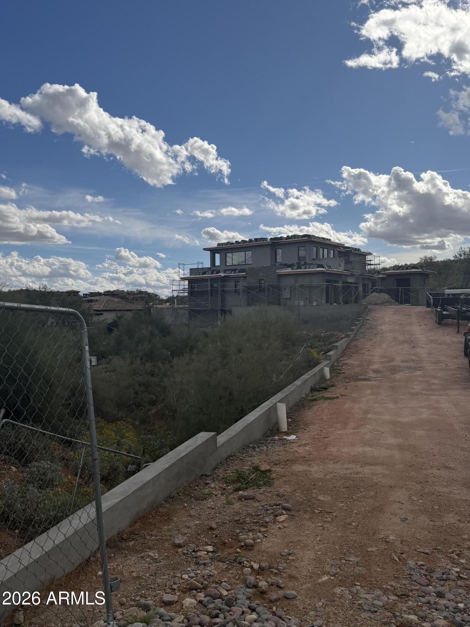 9810 N ROCK RIDGE Trail