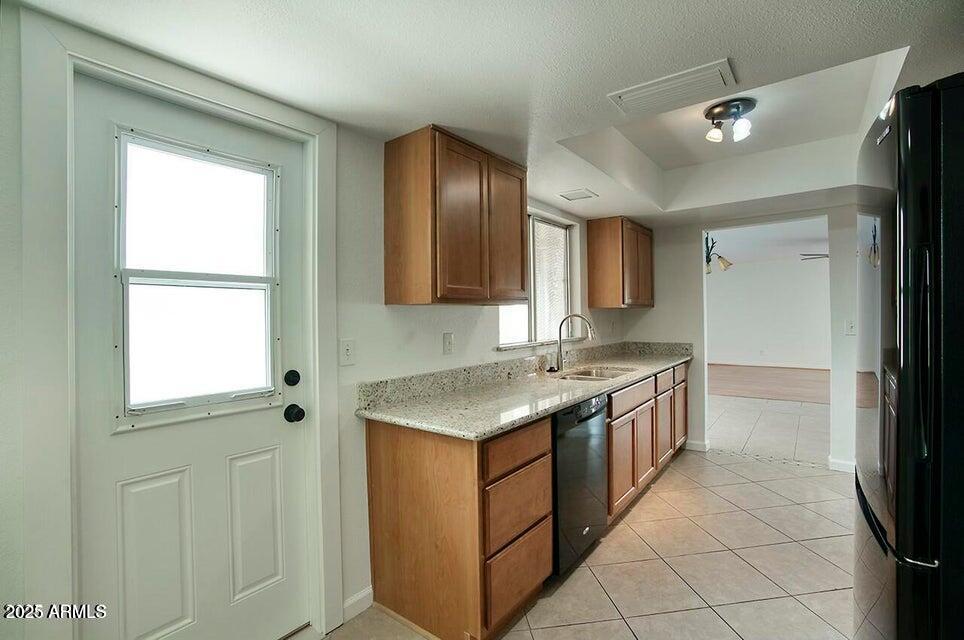 2430 W JOAN DE ARC Avenue