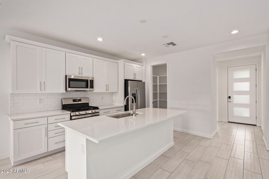 Photo of 5343 W Royal Palm Road, Glendale, AZ 85302 (MLS # 7025072)
