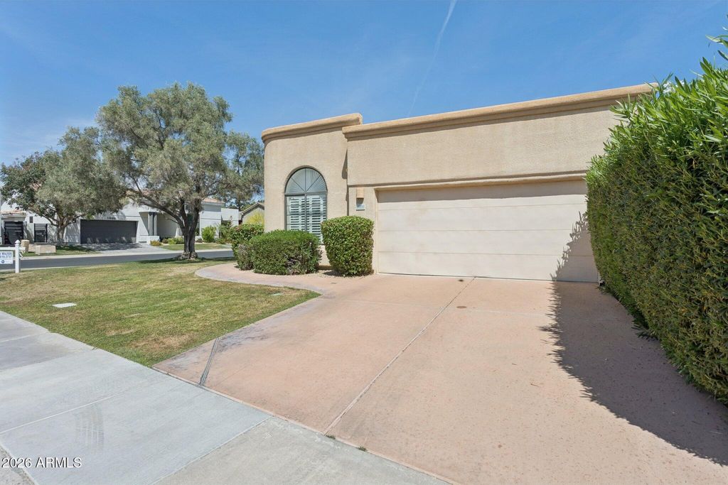 Photo of 8050 E Cortez Drive, Scottsdale, AZ 85260 (MLS # 7012234)