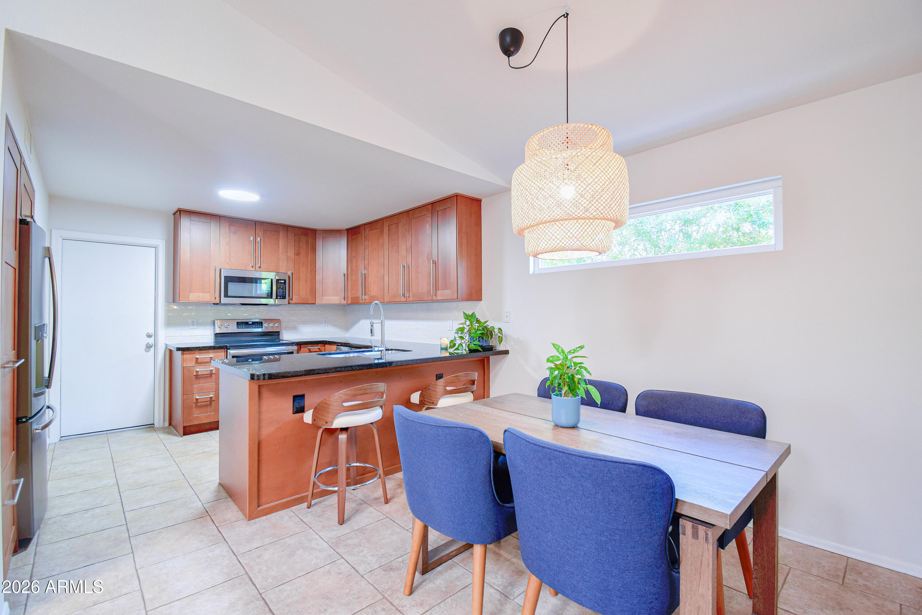 3858 E BIGHORN Avenue