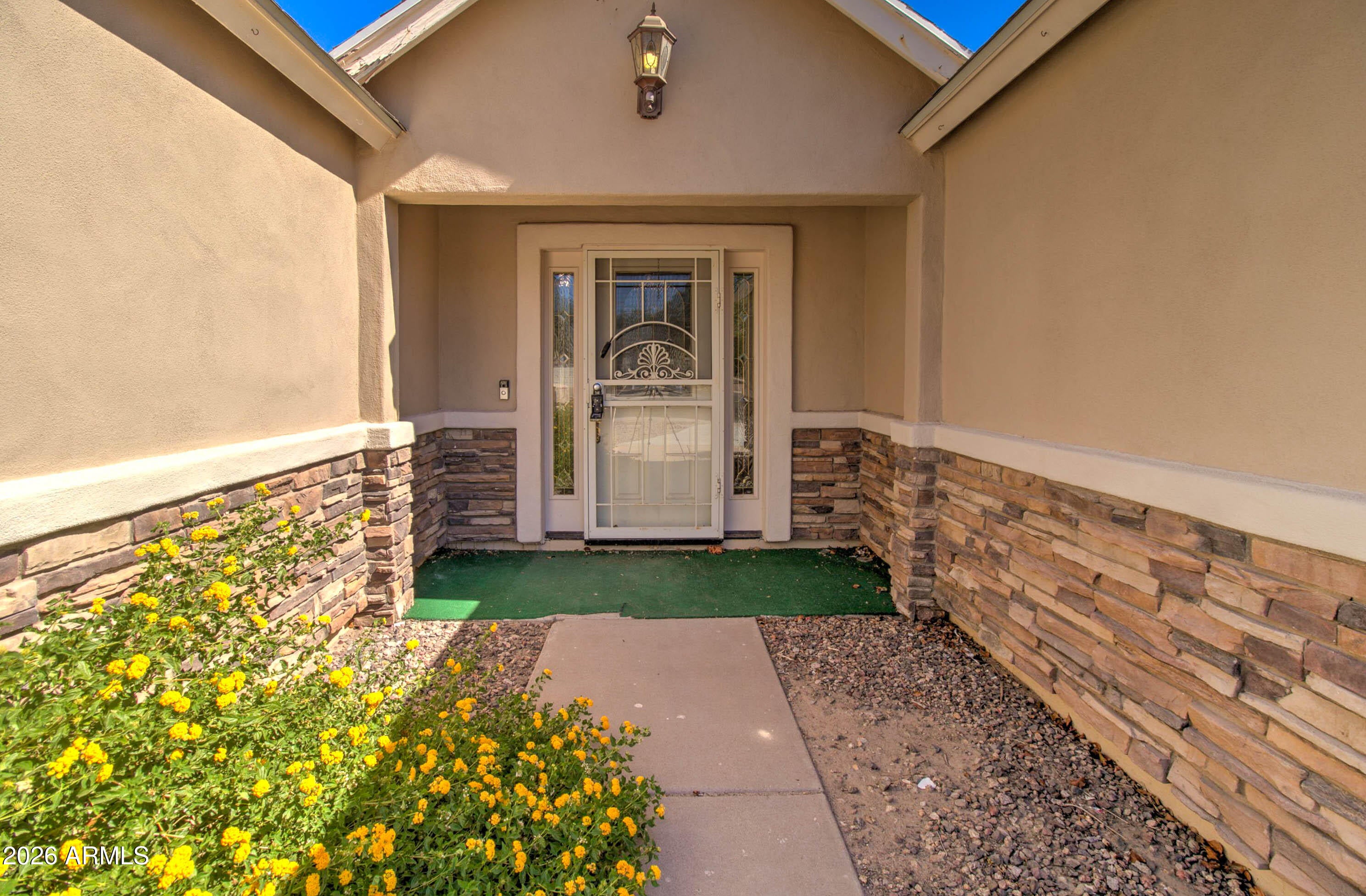 4509 E PEARCE Road