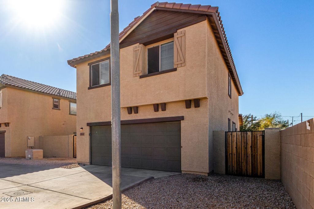 Photo of 814 E Agua Fria Lane, Avondale, AZ 85323 (MLS # 6914288)